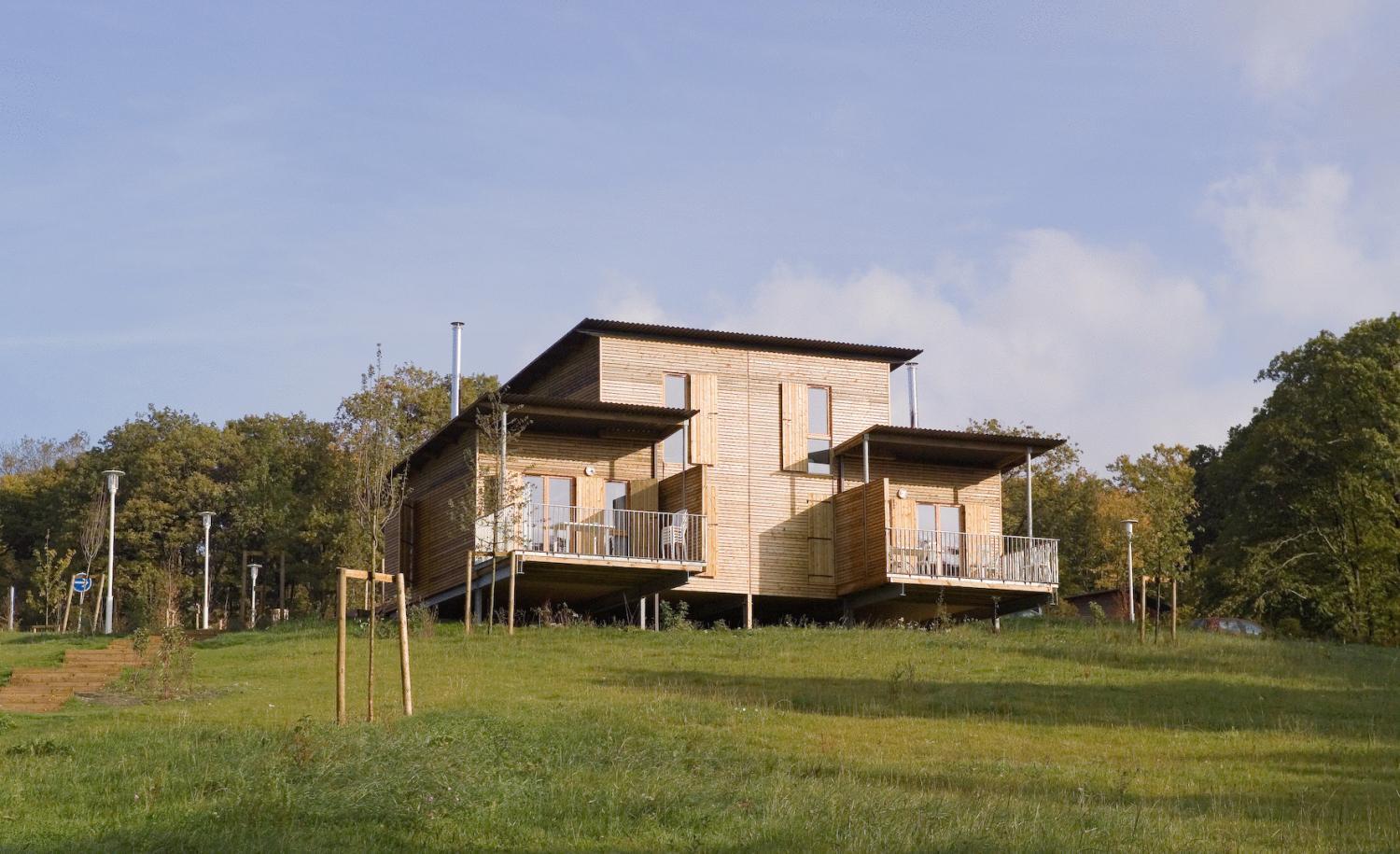 Madame Vacances Les Cottages De Valjoly Eppe-Sauvage Exterior photo