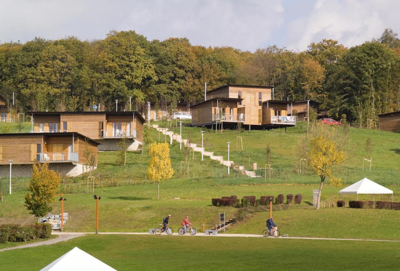 Madame Vacances Les Cottages De Valjoly Eppe-Sauvage Exterior photo